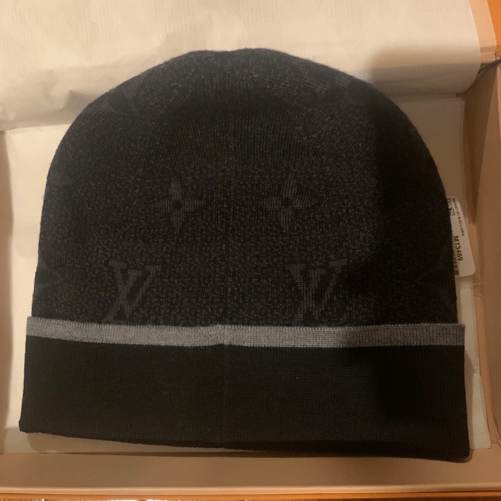 Louis Vuitton Monogram Eclipse hat.